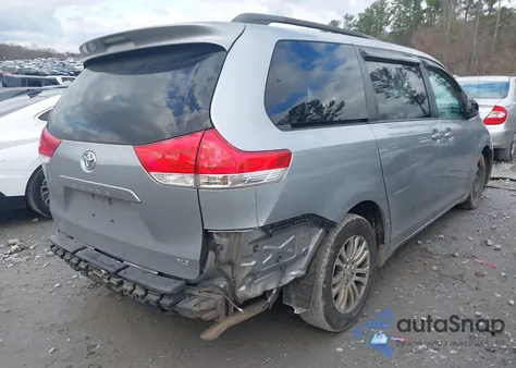 2013 Toyota Sienna Xle V6 8 Passenger from USA, damaged, VIN 5TDYK3DC8DS314677